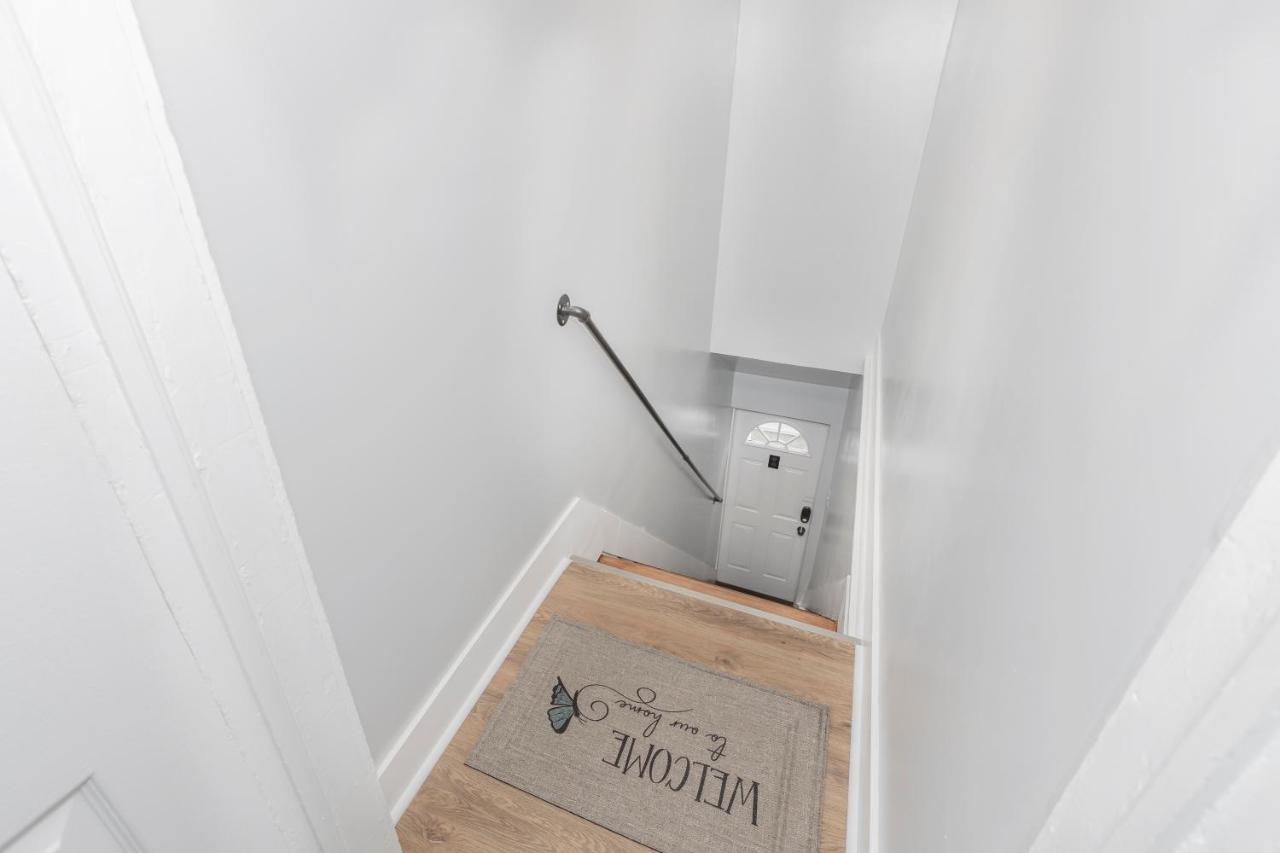 Apartament In The Heart Of Little Italy! Free Parking! Cleveland Zewnętrze zdjęcie